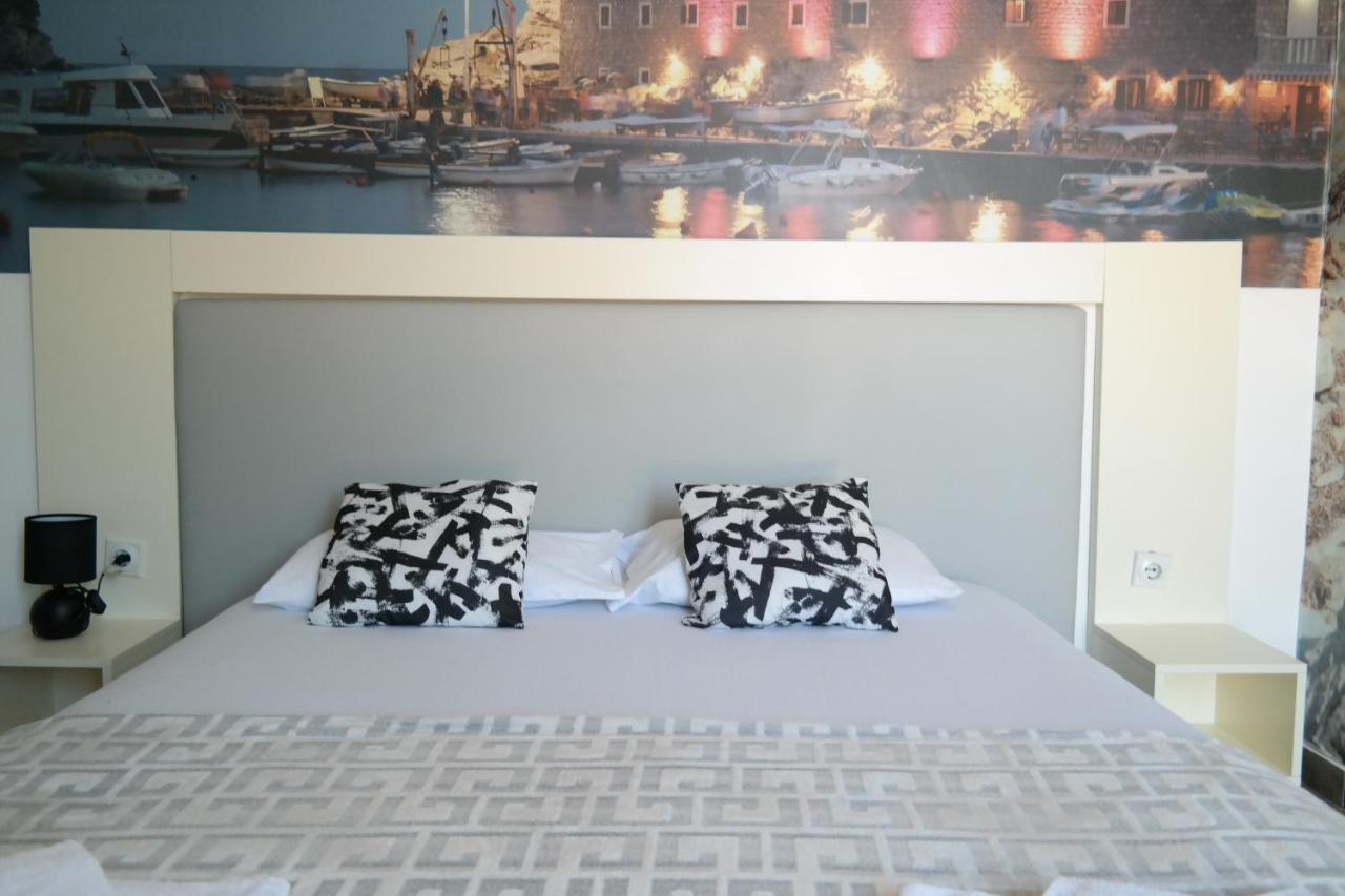Kuca Radovic Hotel Petrovac Buitenkant foto