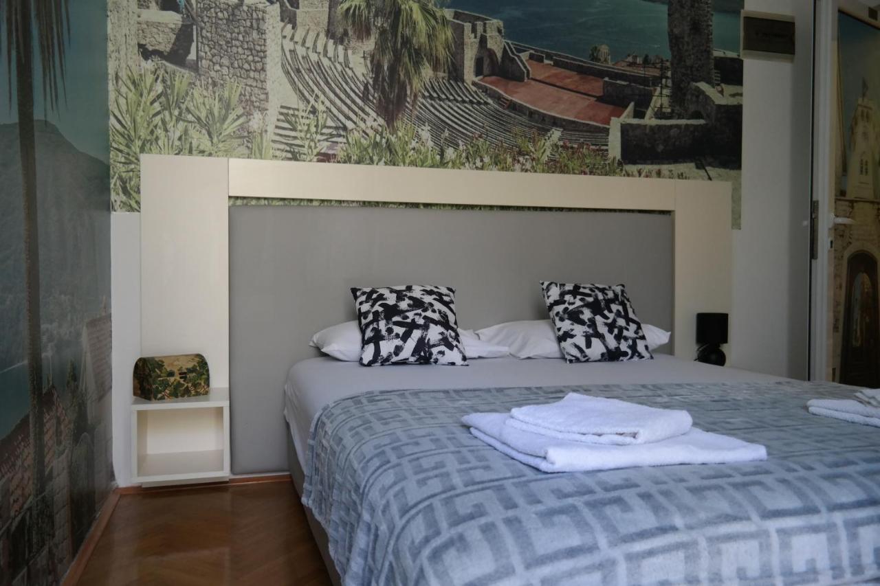 Kuca Radovic Hotel Petrovac Buitenkant foto