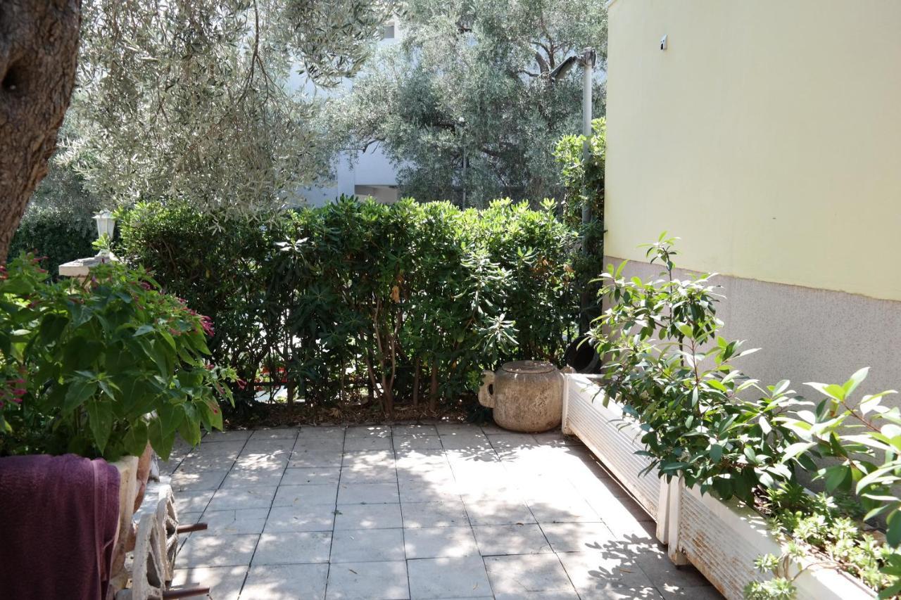 Kuca Radovic Hotel Petrovac Buitenkant foto