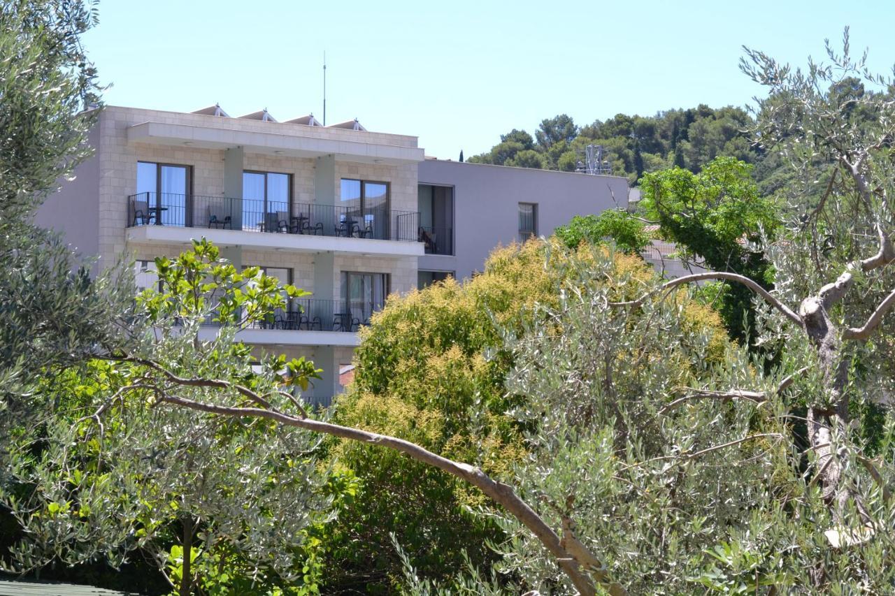 Kuca Radovic Hotel Petrovac Buitenkant foto