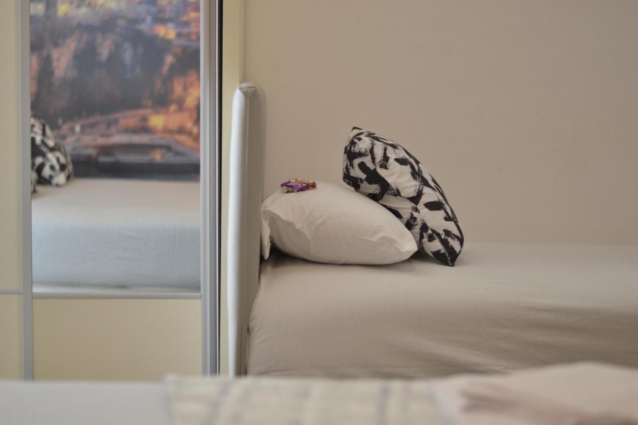 Kuca Radovic Hotel Petrovac Buitenkant foto