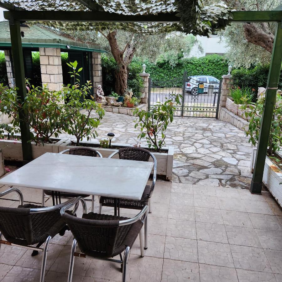 Kuca Radovic Hotel Petrovac Buitenkant foto